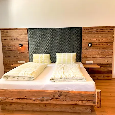 Holiday Home In Tyrol Near Ziller River * Zellberg